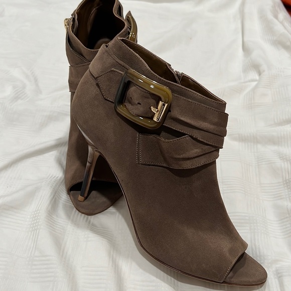 Ánckle boots - Picture 1 of 6